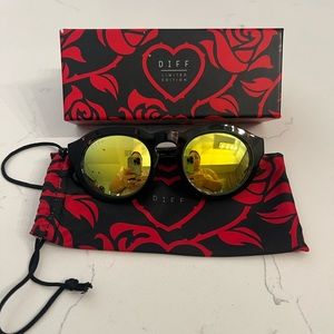 Diff Dime Sunglasses